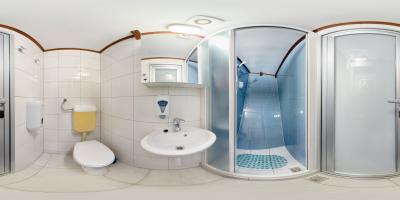 BATHROOM IN TWIN SINGLE DOUBLE BEDROOM LOWER DECK